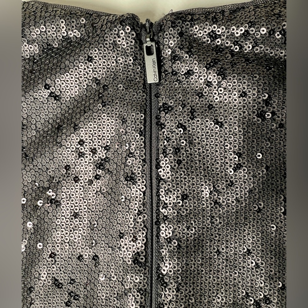 Calvin Klein Black Sequin Long-Sleeve Cocktail Dress - Picture 4 of 5